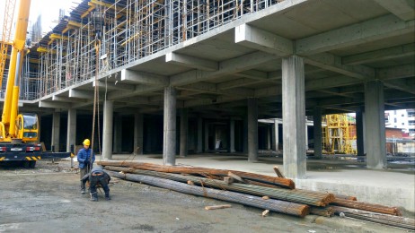 Этапы строительства торгово-развлекательного центра по ул.Ставропольской и ул.Вишняковой